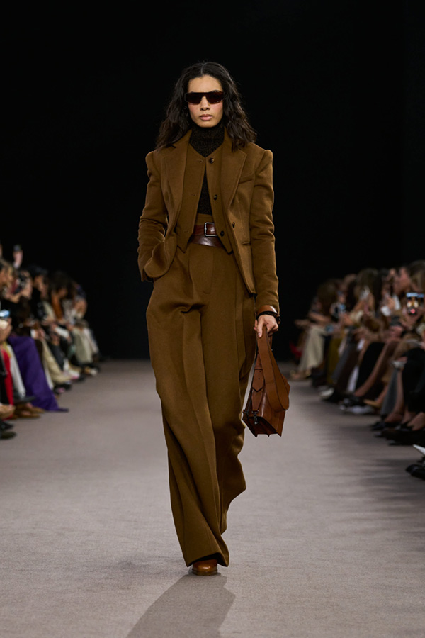 Untamed Heroine: Fall-Winter 2025 Fashion Show | Max Mara Untamed Heroine: Fall-Winter 2025 Fashion Show | Max Mara